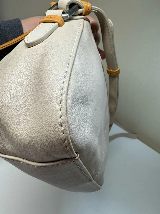 RADLEY LONDON Cream Leather Crossbody with Tan Accents - Picture 7 of 16